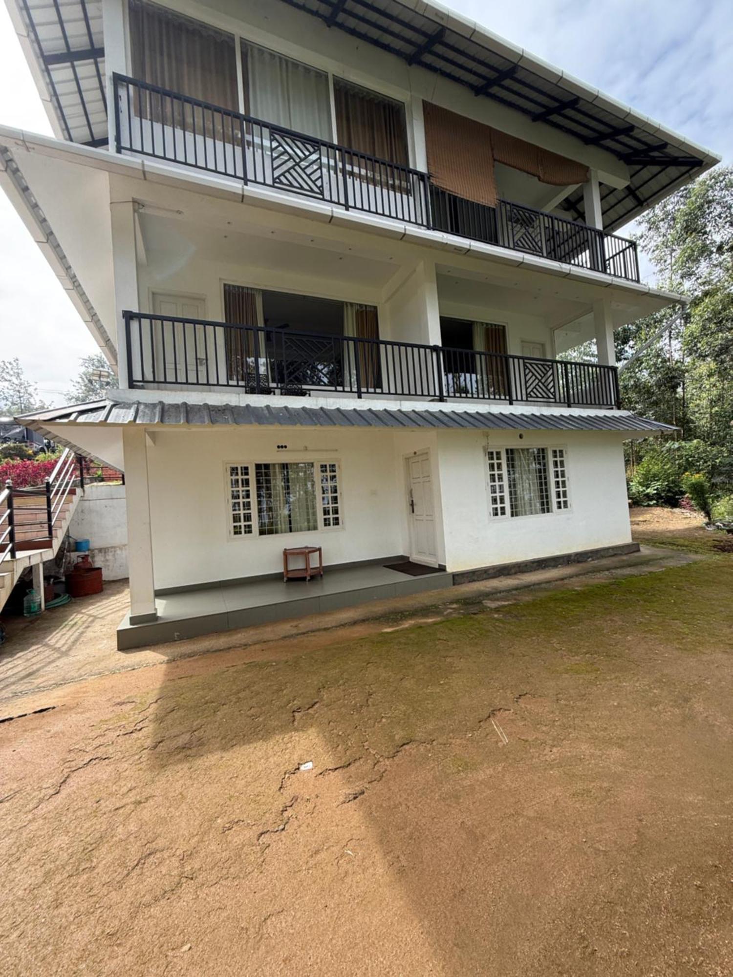 Honey Rock Hotel Kanthalloor Exterior foto